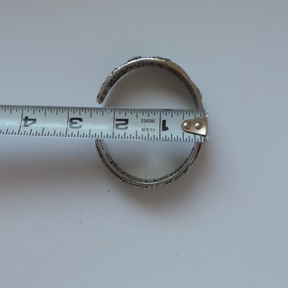 Buddha Power Sterling Silver cuff bracelet - Picture 14 of 15